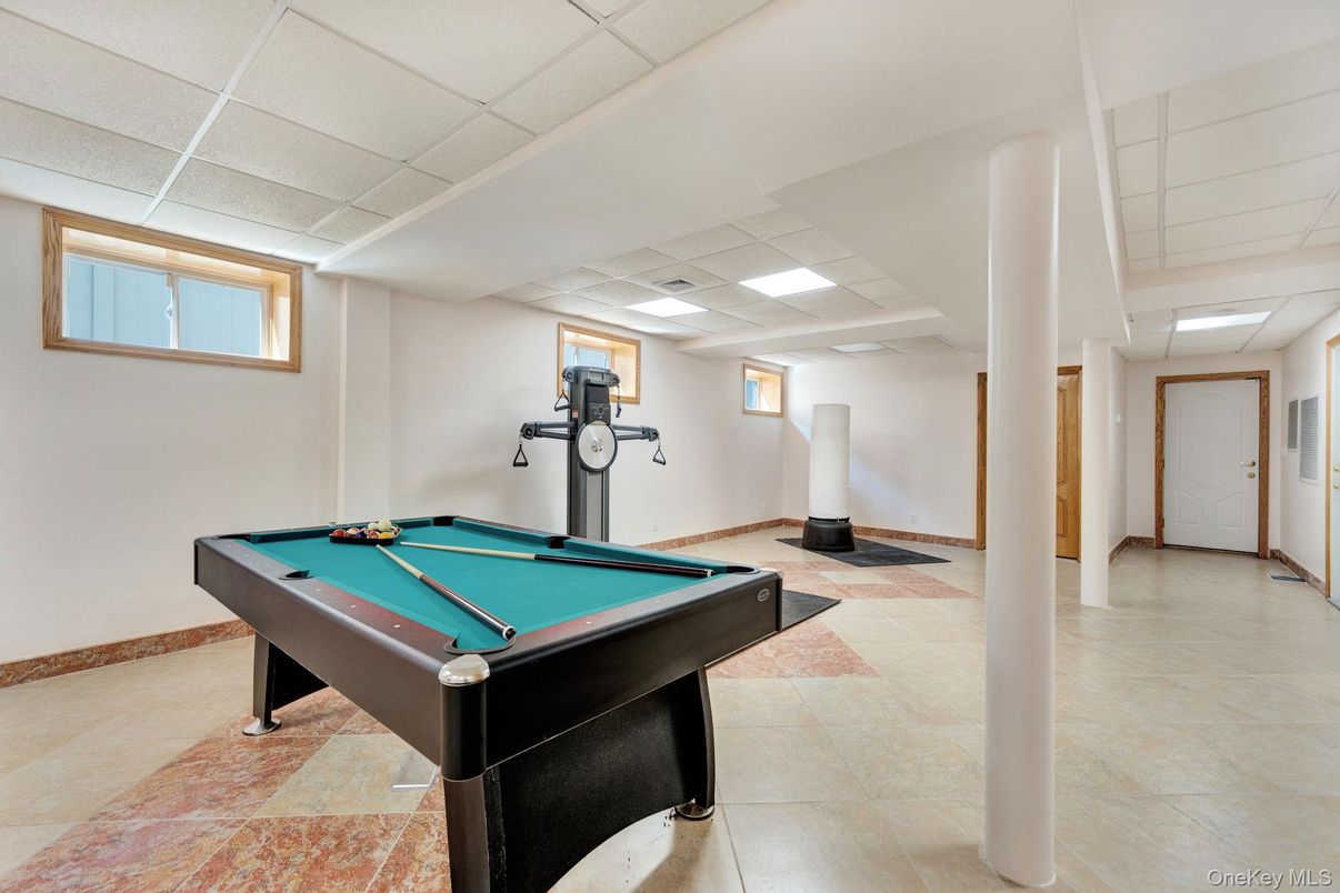 Billiard Table, Fitness Equipment, Game Room, Interior, Recessed Lighting