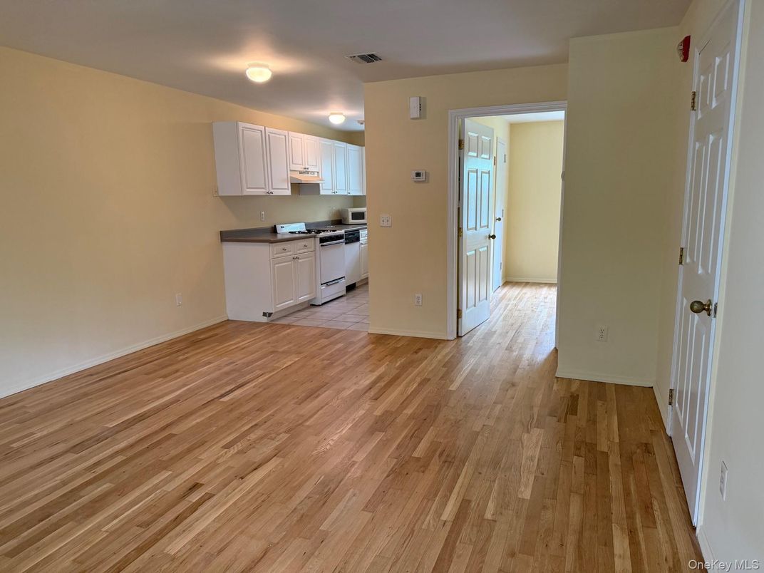 Empty room, Interior, Kitchen, Wood Texture Flooring