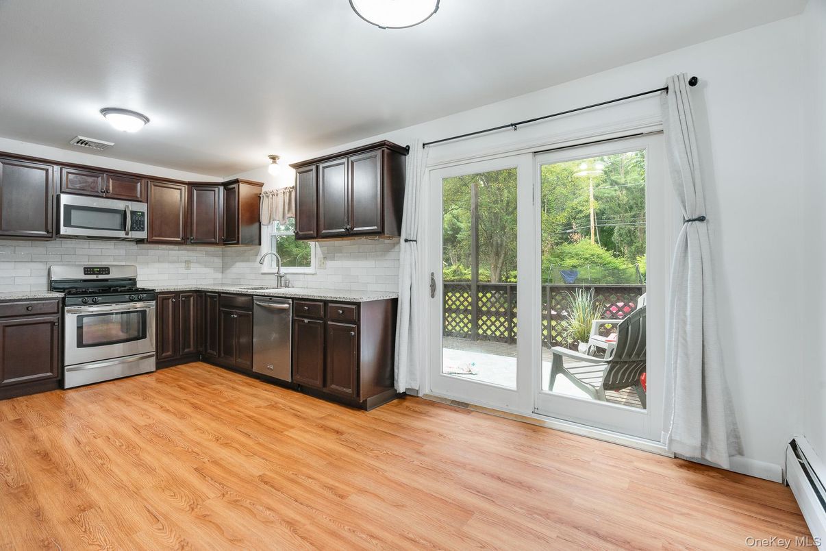 Interior, Kitchen, Stainless Steel Appliances, Wood Texture Flooring