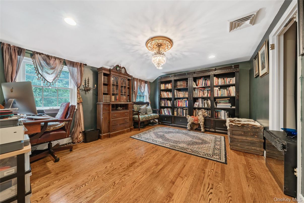 Chandelier, Home Office, Interior, Recessed Lighting, Wood Texture Flooring