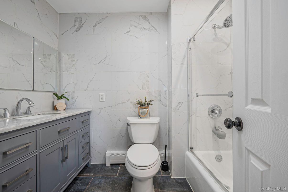 Bathroom, Interior, Marble Walls