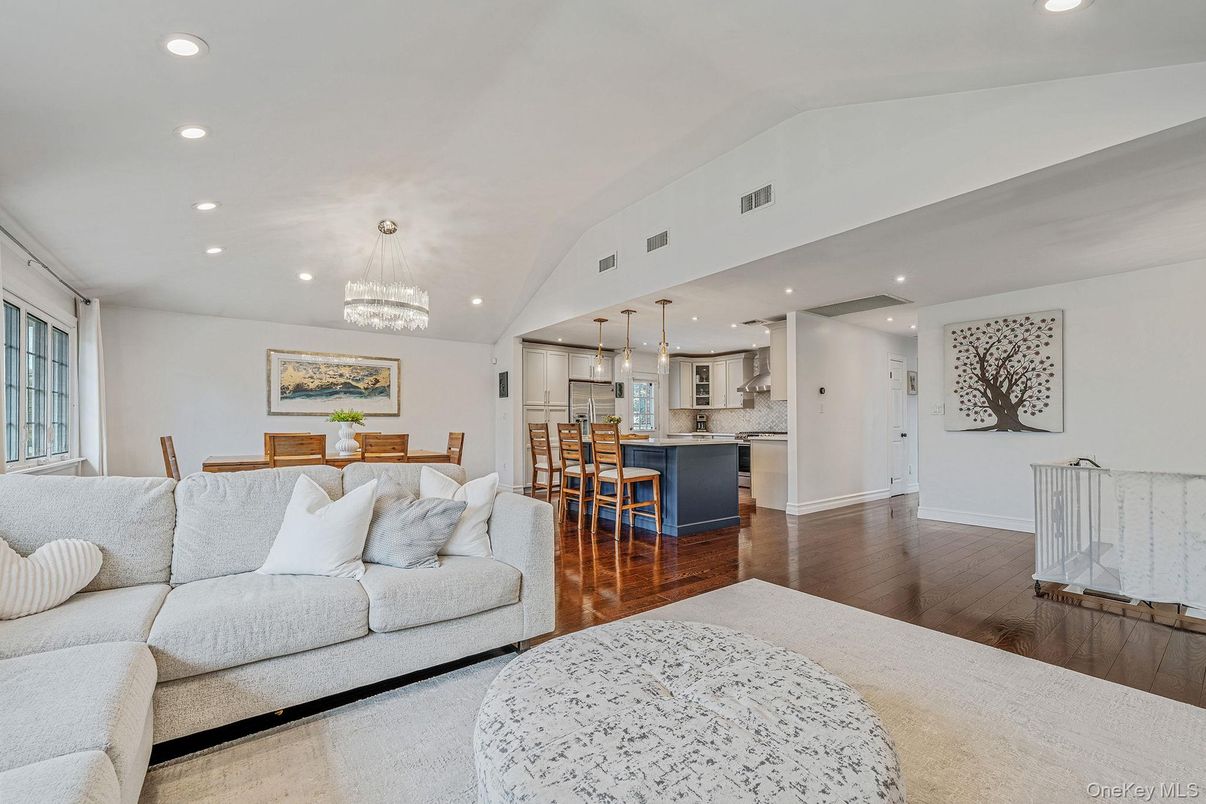 Chandelier, Dining room, Interior, Kitchen, Living room, Pendant Lights, Recessed Lighting, Wood Texture Flooring