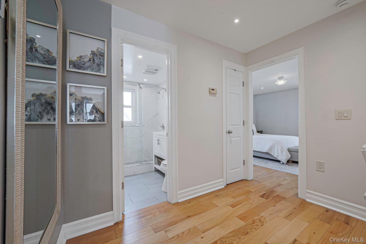 Bathroom, Bedroom, Interior, Marble Walls, Recessed Lighting, Wood Texture Flooring