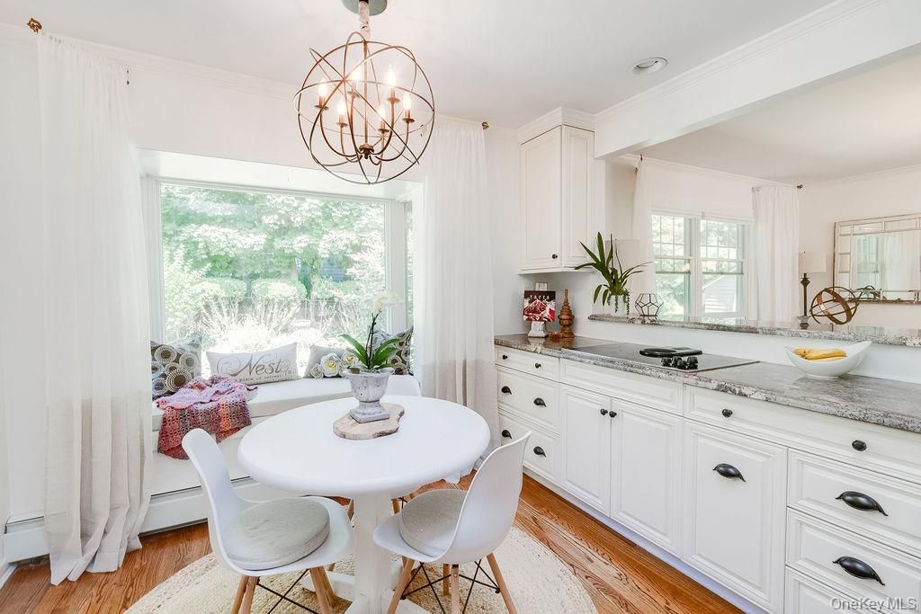 Chandelier, Dining room, Interior, Kitchen, Wood Texture Flooring