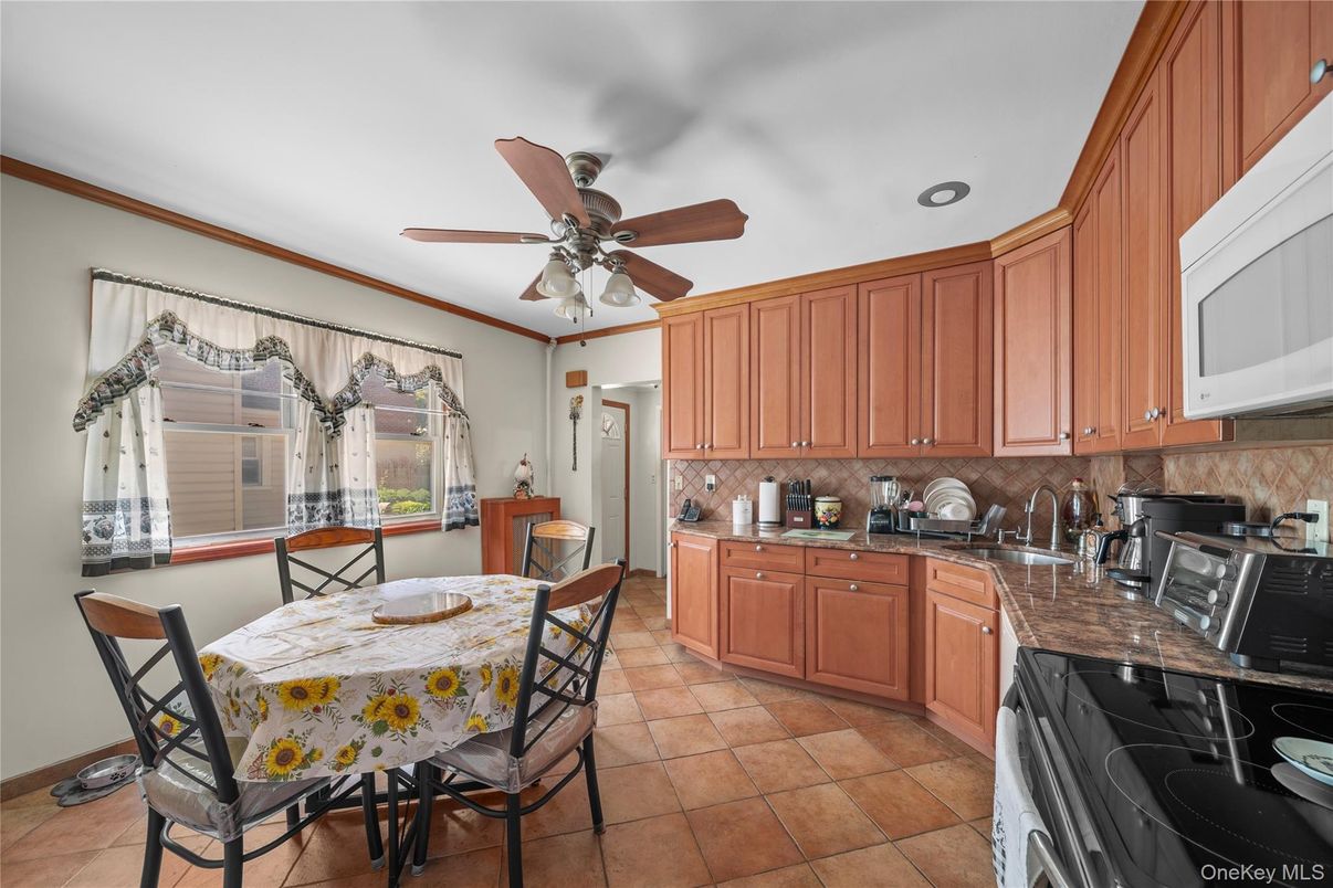 Dining room, Interior, Kitchen
