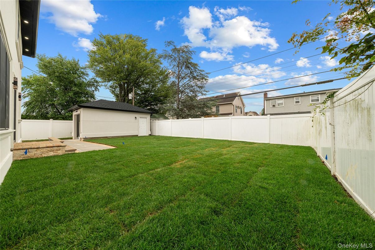 Backyard, Detached Garage, Exterior