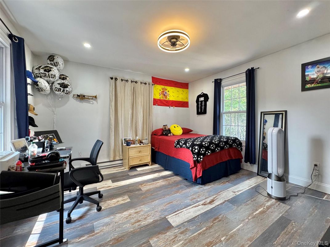Bedroom, Home Office, Interior, Recessed Lighting, Wood Texture Flooring
