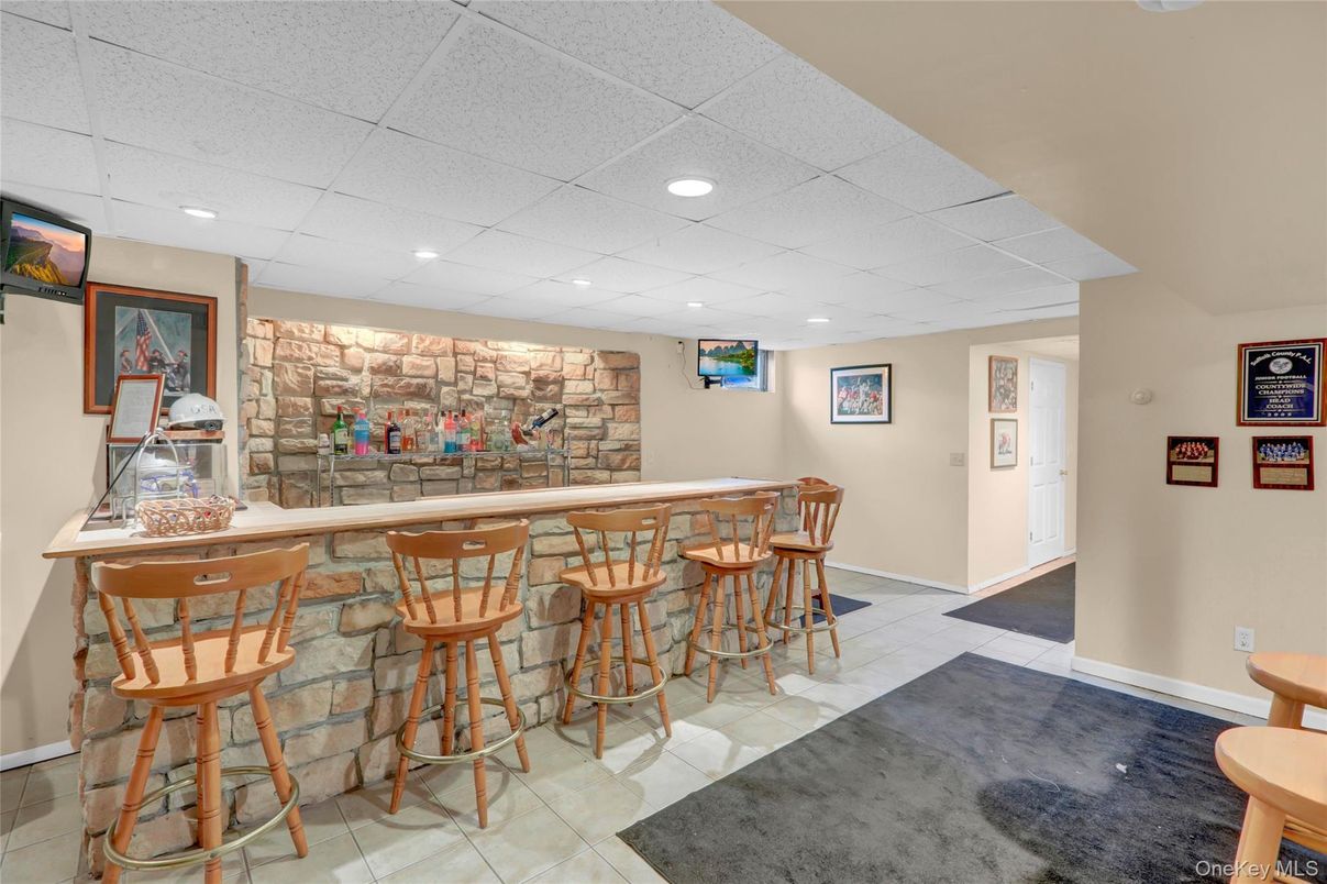 Interior, Recessed Lighting, Stone Walls