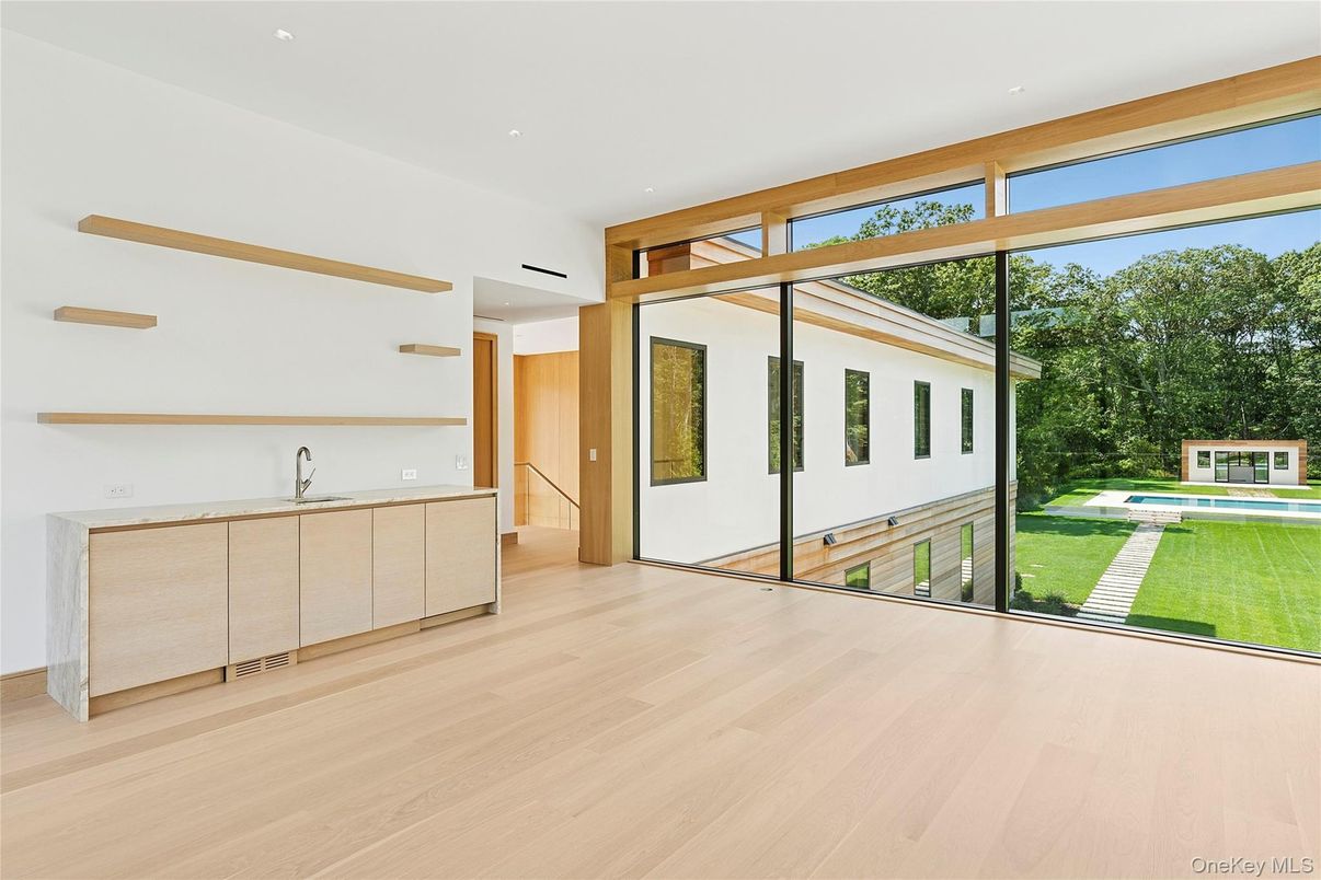 Interior, Recessed Lighting, Wood Texture Flooring