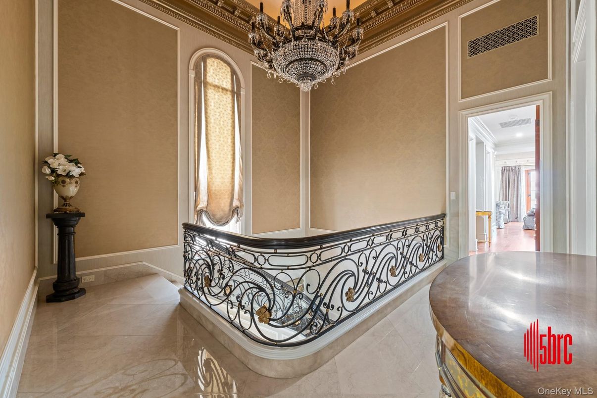 Chandelier, Interior, Recessed Lighting