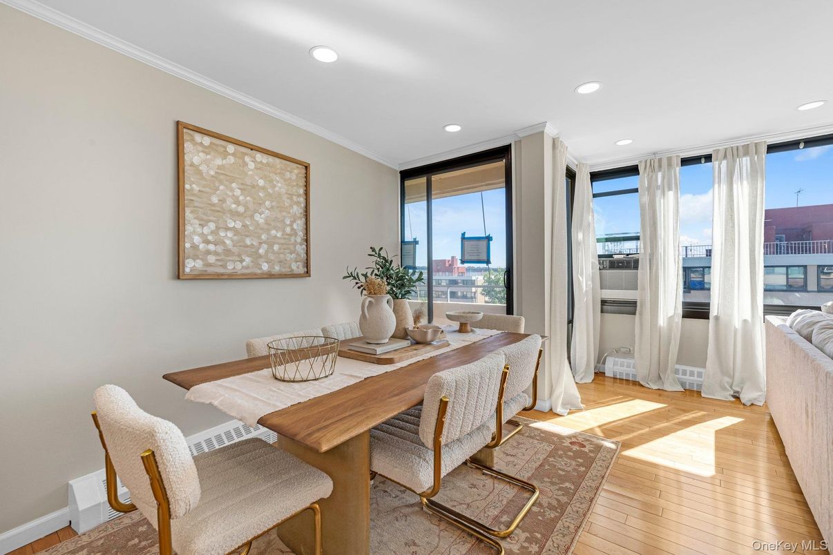 Dining room, Interior, Recessed Lighting, Wood Texture Flooring