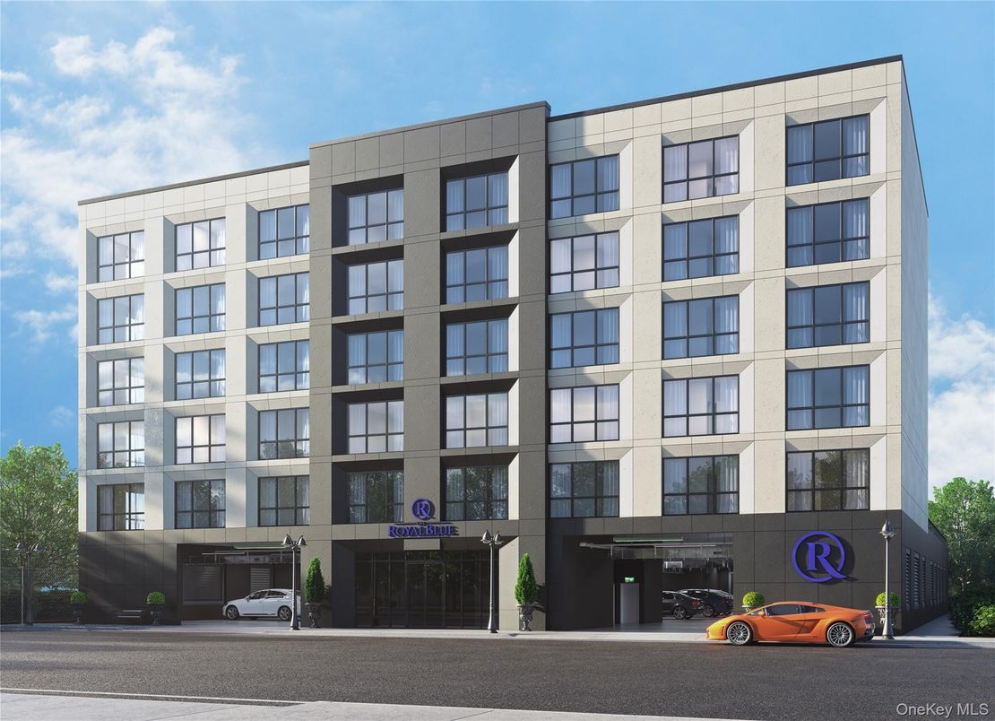 Exterior, Facade, Highrise