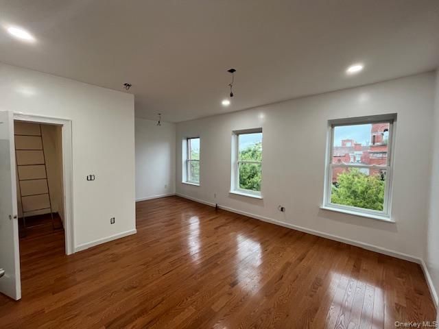 Empty room, Interior, Pendant Lights, Recessed Lighting, Wood Texture Flooring