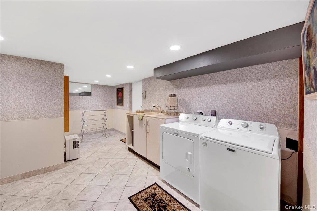 Interior, Recessed Lighting, Washer