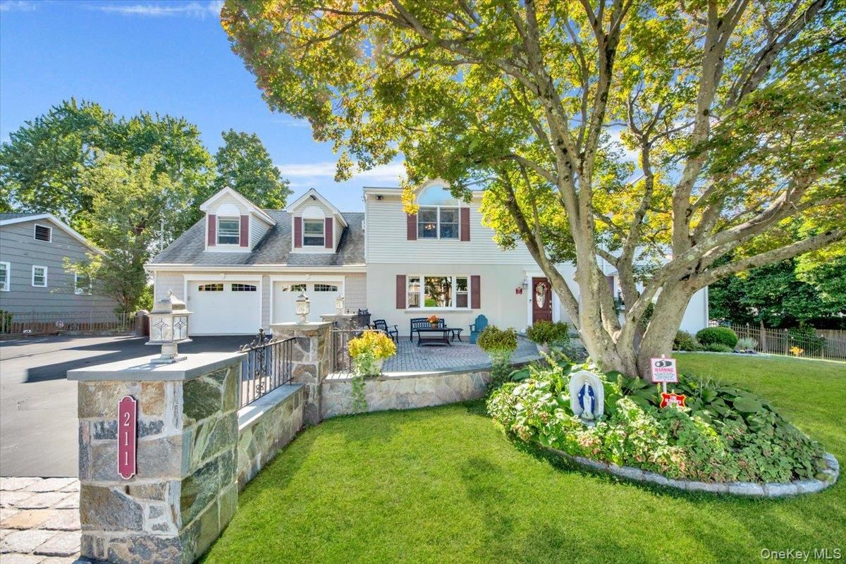 Attached, Backyard, Exterior, Facade, Cape Cod