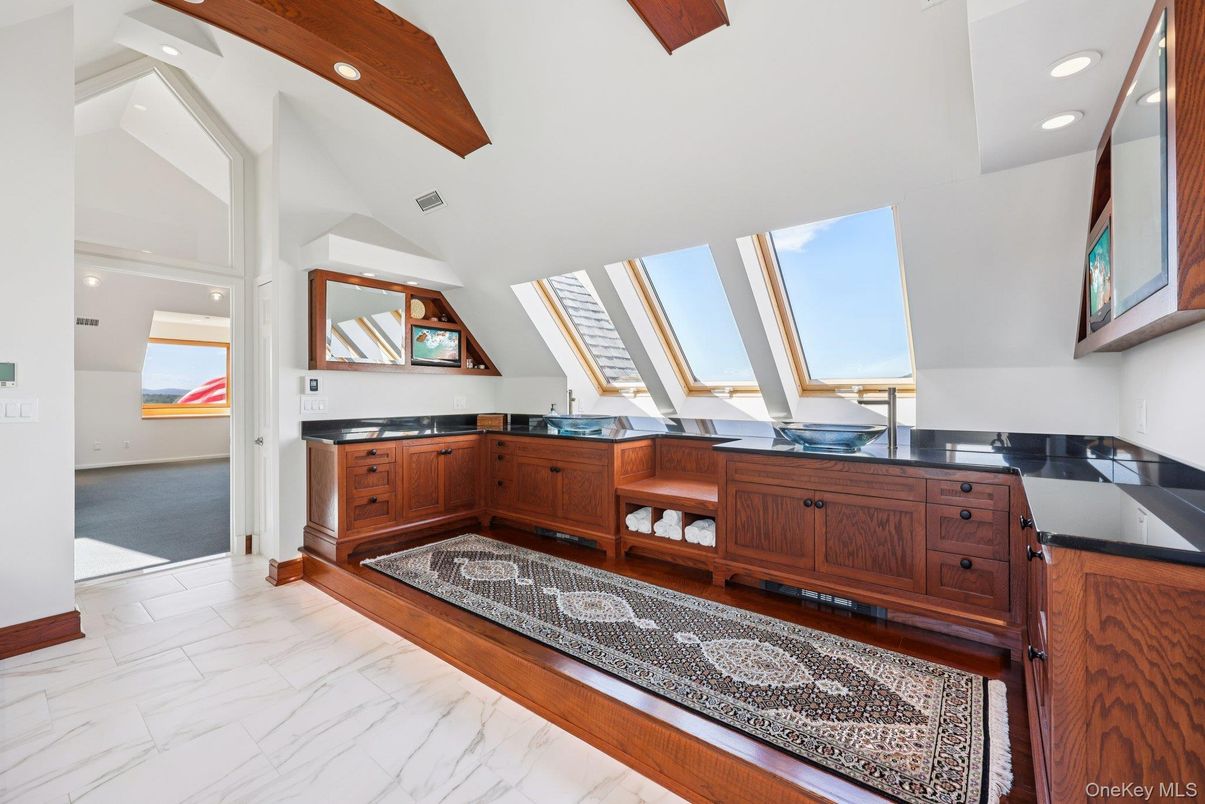 Interior, Marble, Recessed Lighting