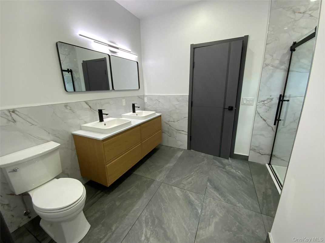 Bathroom, Interior, Marble Walls