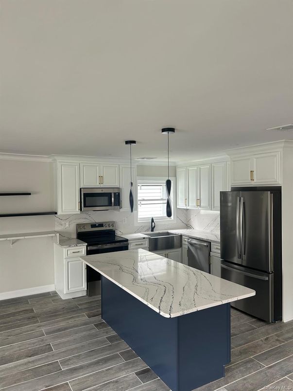 Interior, Kitchen, Pendant Lights, Stainless Steel Appliances, Wood Texture Flooring