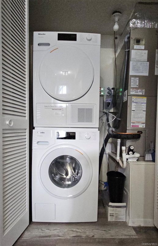 Interior, Utility Closets, Washer