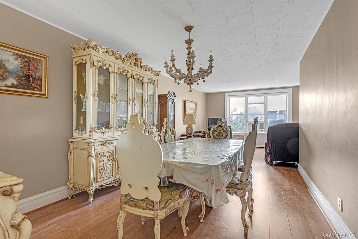 Chandelier, Dining room, Interior, Wood Texture Flooring