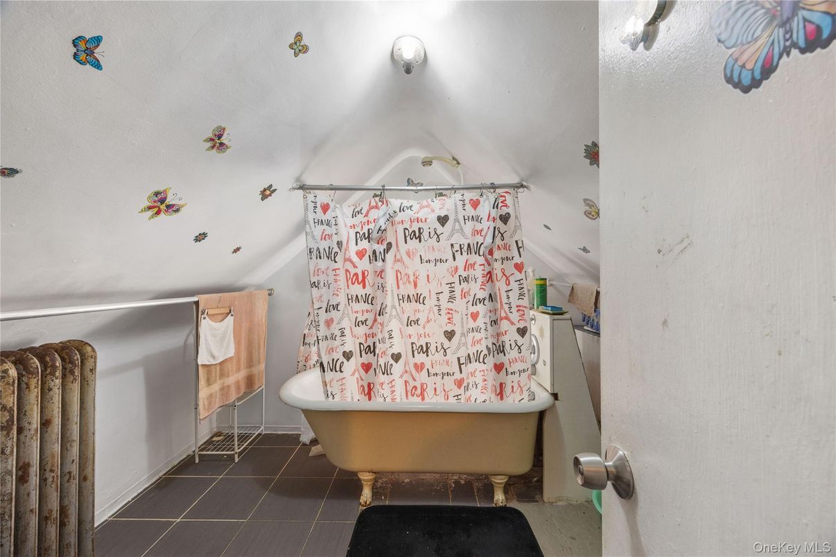 Bathroom, Free Standing Baths, Interior