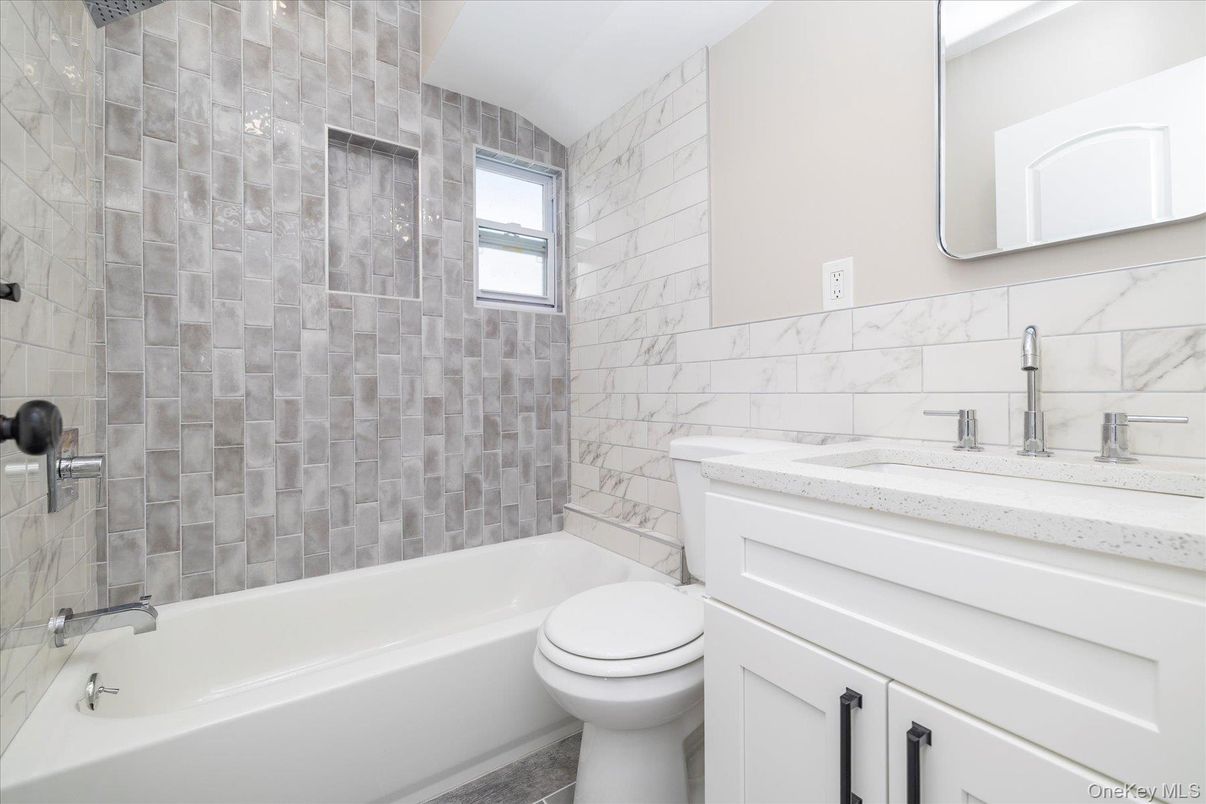 Bathroom, Interior, Marble Walls