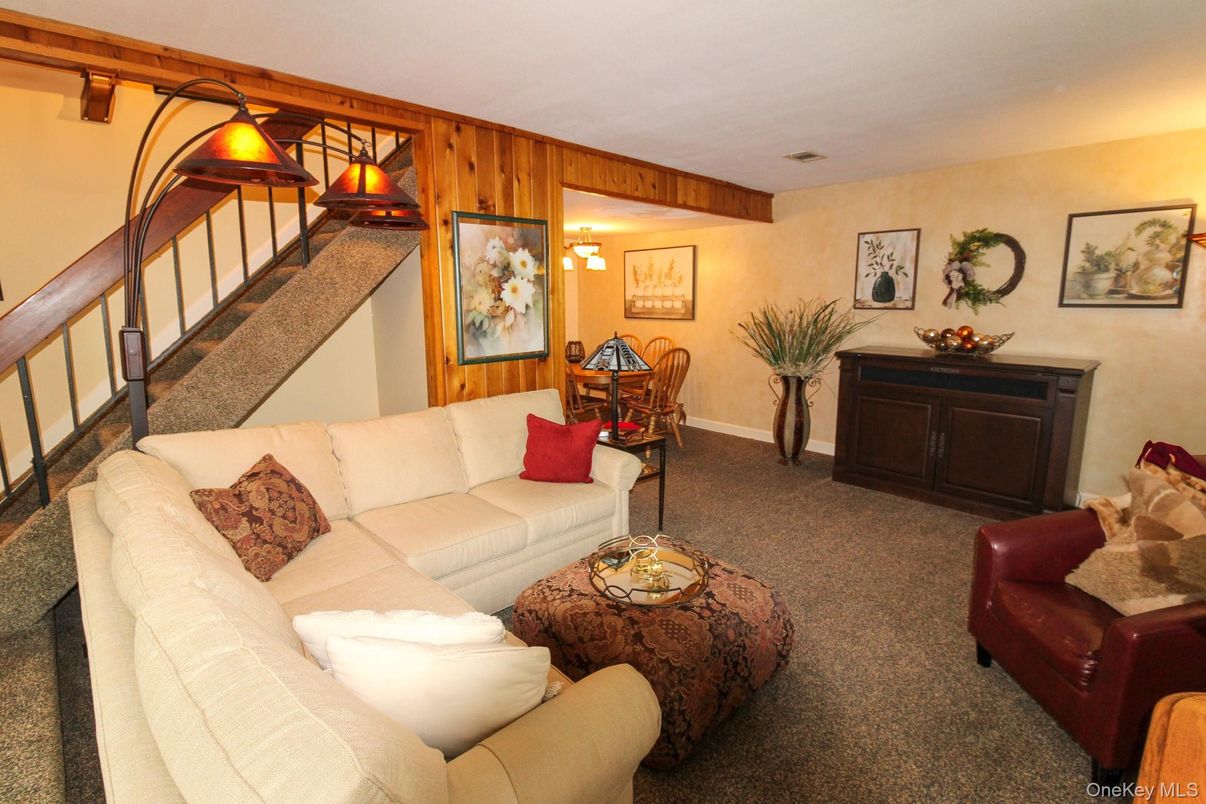Dining room, Interior, Living room, Wooden Beams, Wooden Walls