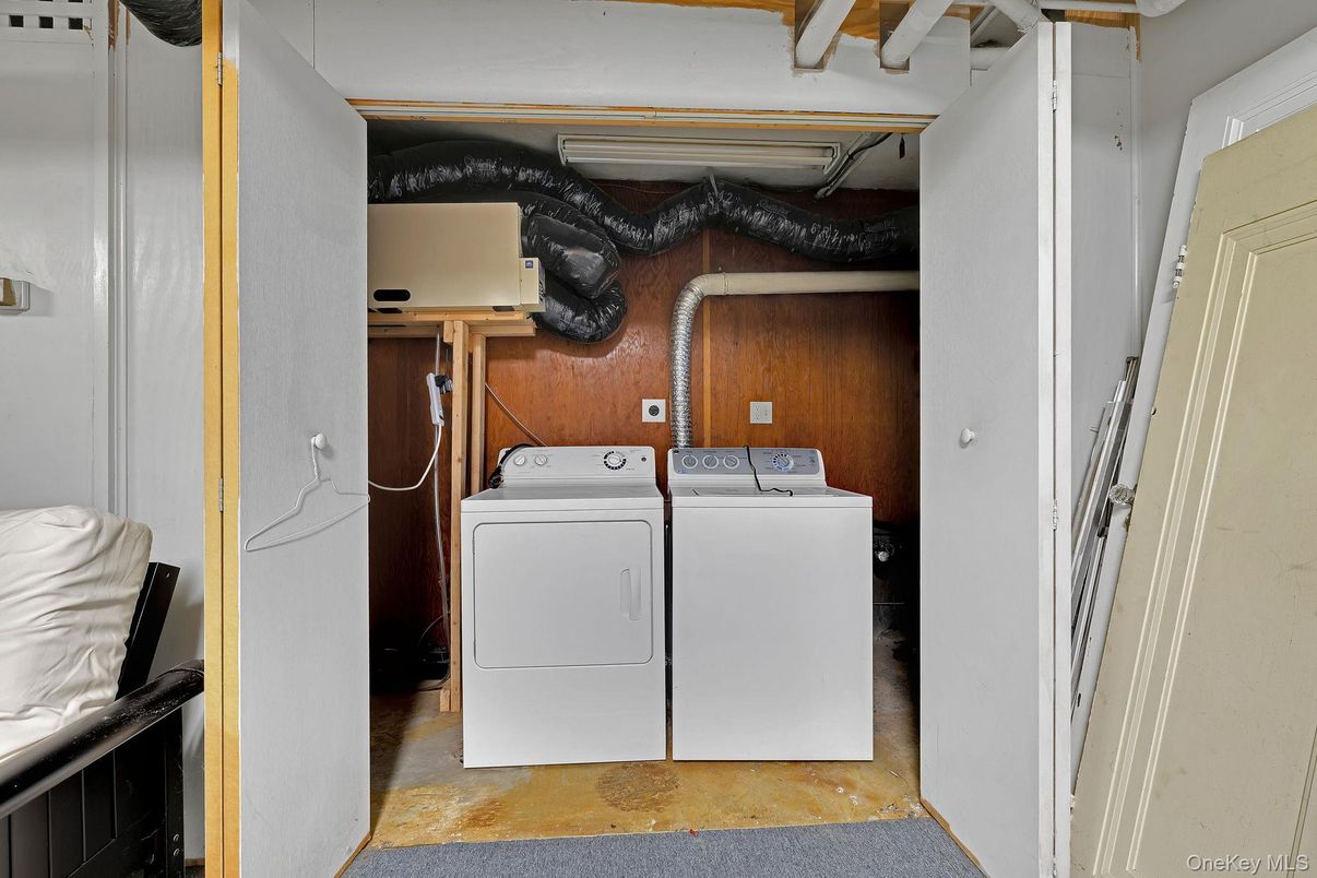 Interior, Utility Closets, Washer