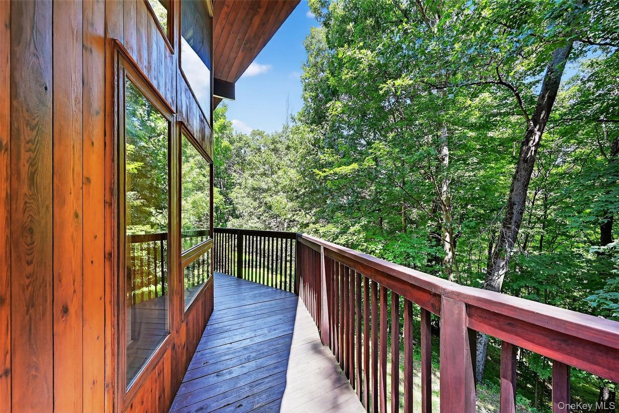 Exterior, Wood Texture Flooring