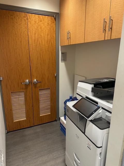 Interior, Kitchen, Washer, Wood Texture Flooring