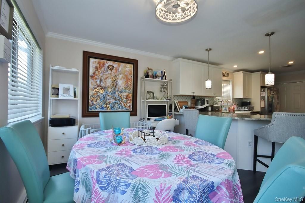Dining room, Interior, Kitchen, Pendant Lights, Recessed Lighting