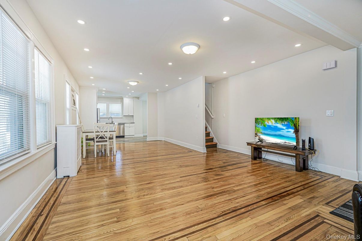 Dining room, Interior, Recessed Lighting, Wood Texture Flooring