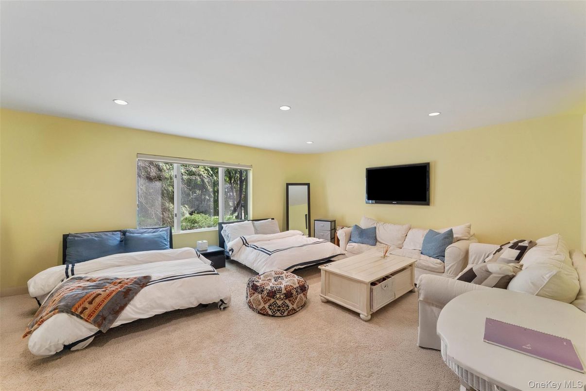 Bedroom, Interior, Living room, Recessed Lighting