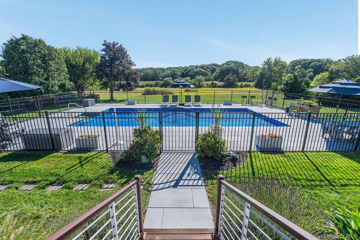 Backyard, Exterior, Pool