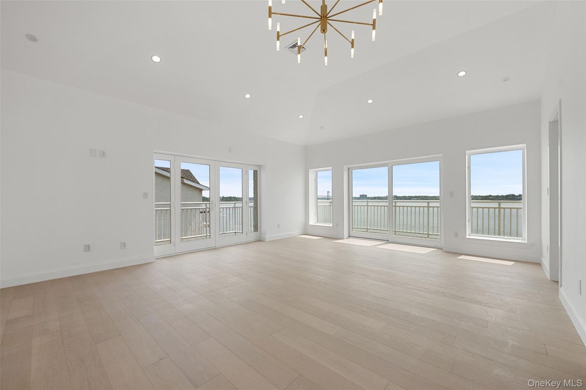 Empty room, Interior, Pendant Lights, Recessed Lighting, Wood Texture Flooring