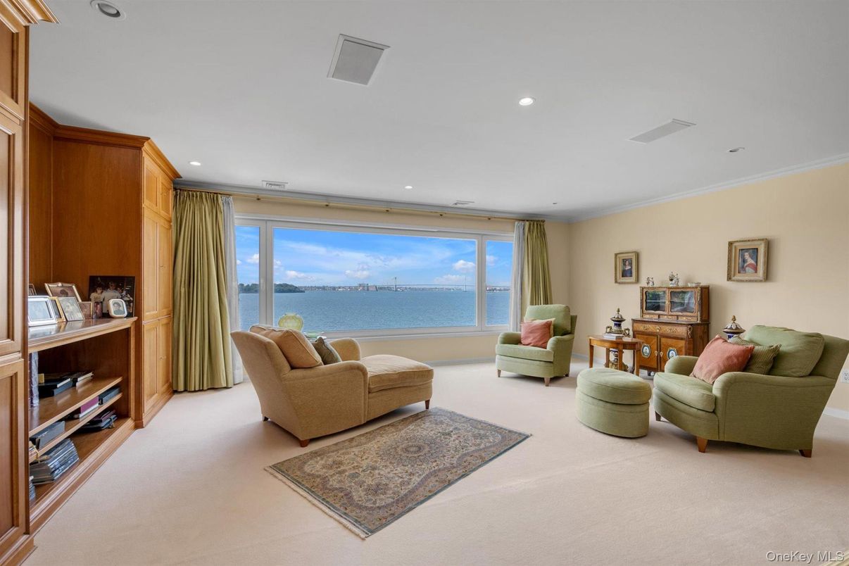 Interior, Living room, Recessed Lighting, Water