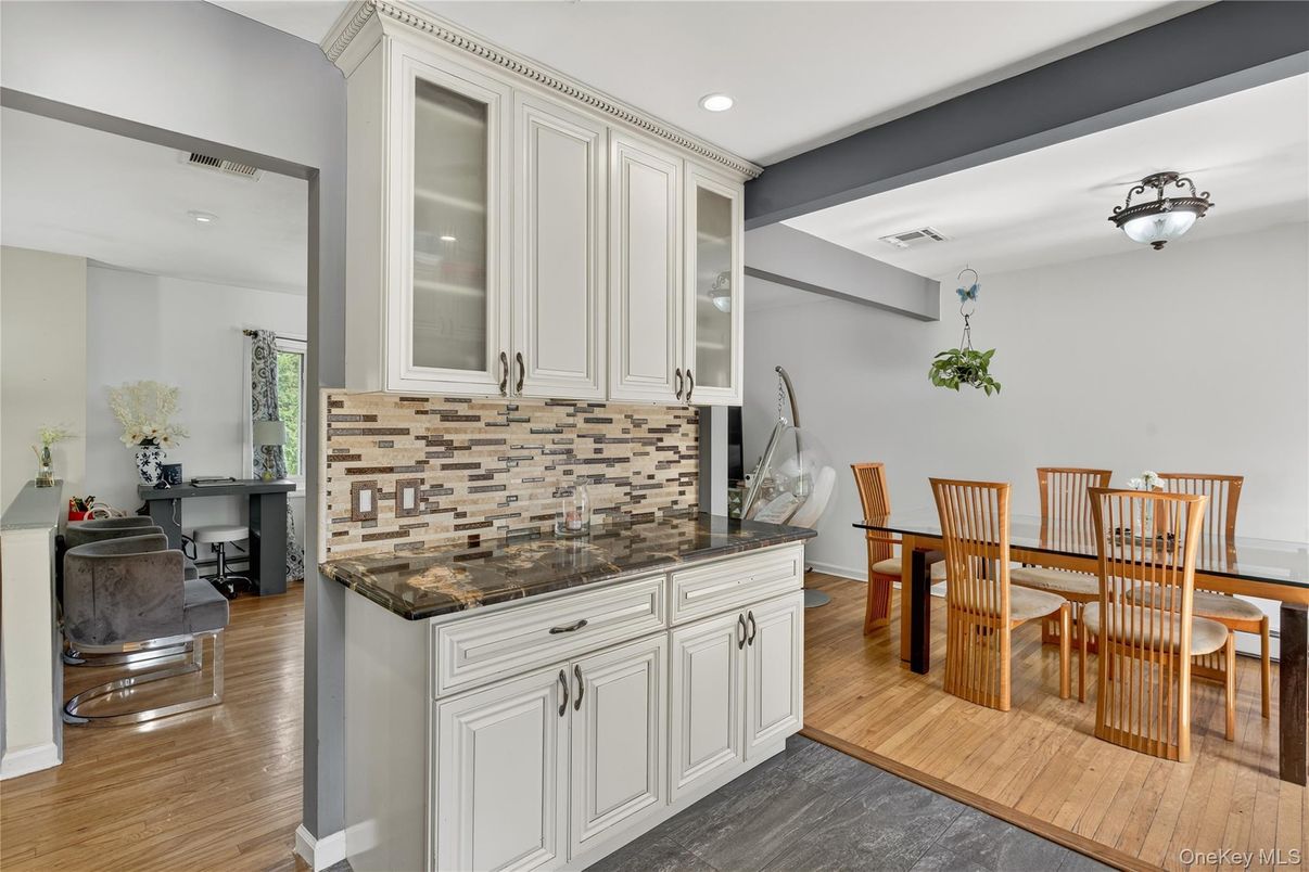 Dining room, Interior, Recessed Lighting, Wood Texture Flooring