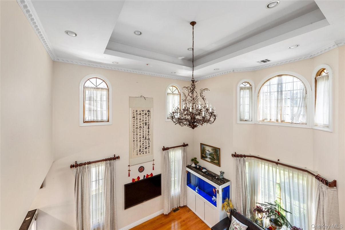 Chandelier, Interior, Recessed Lighting, Wood Texture Flooring