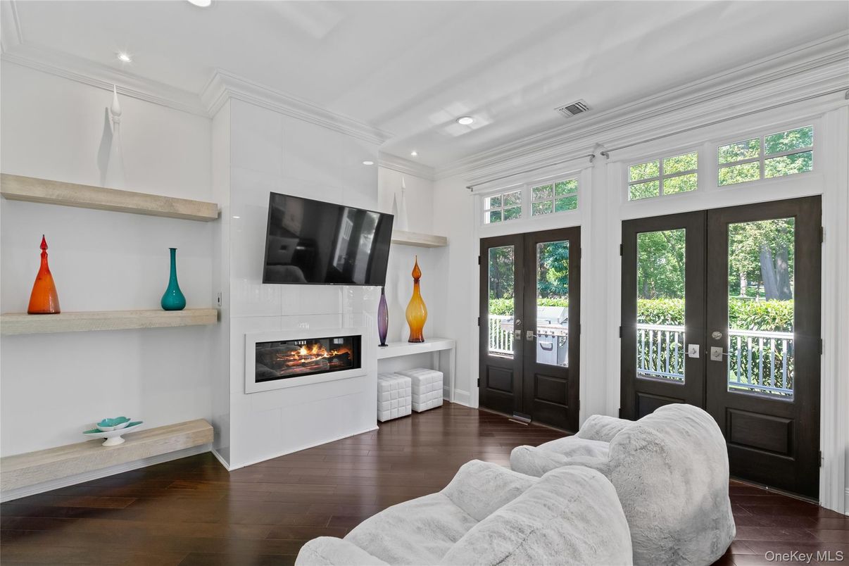 Fireplace, Interior, Recessed Lighting, Wood Texture Flooring