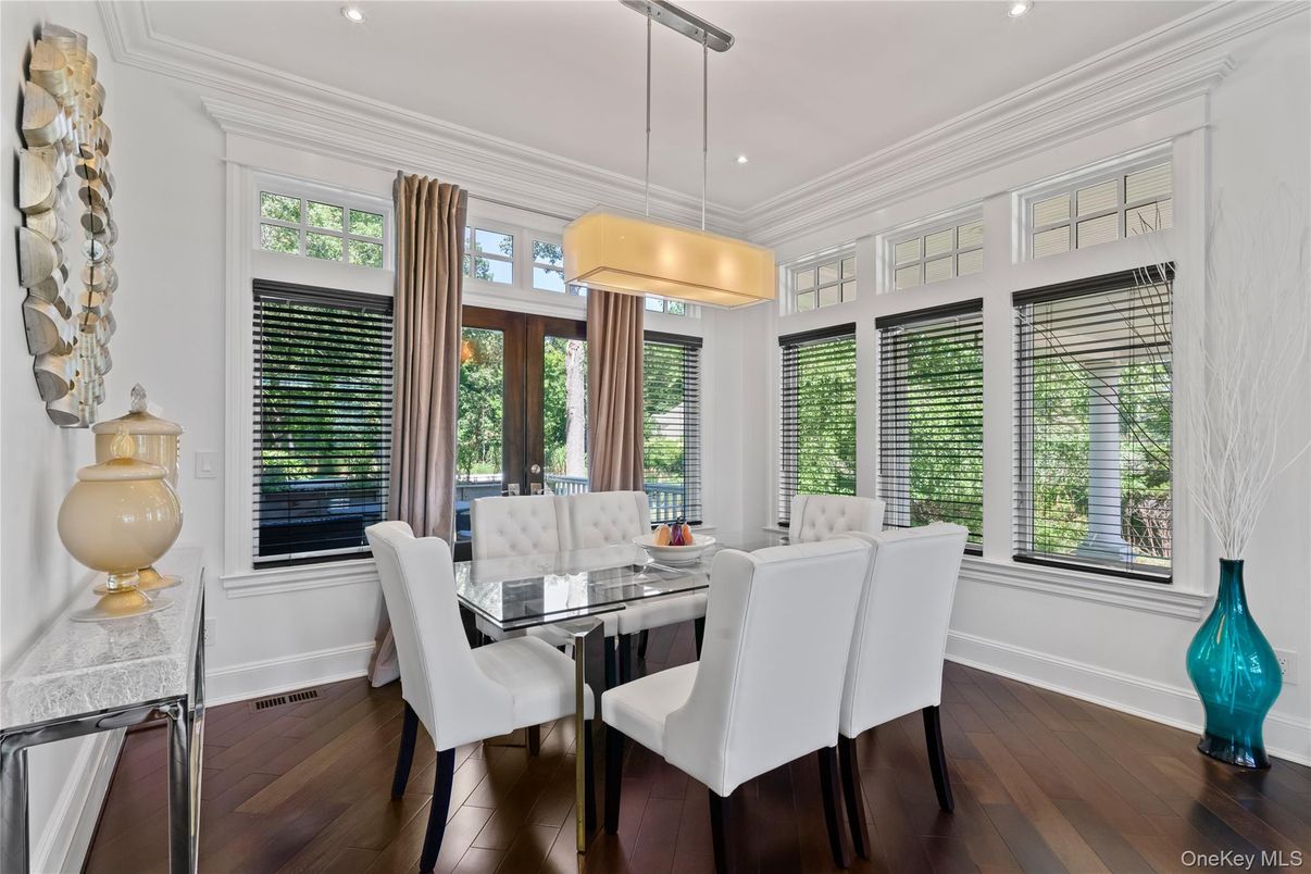 Dining room, Interior, Pendant Lights, Recessed Lighting, Wood Texture Flooring