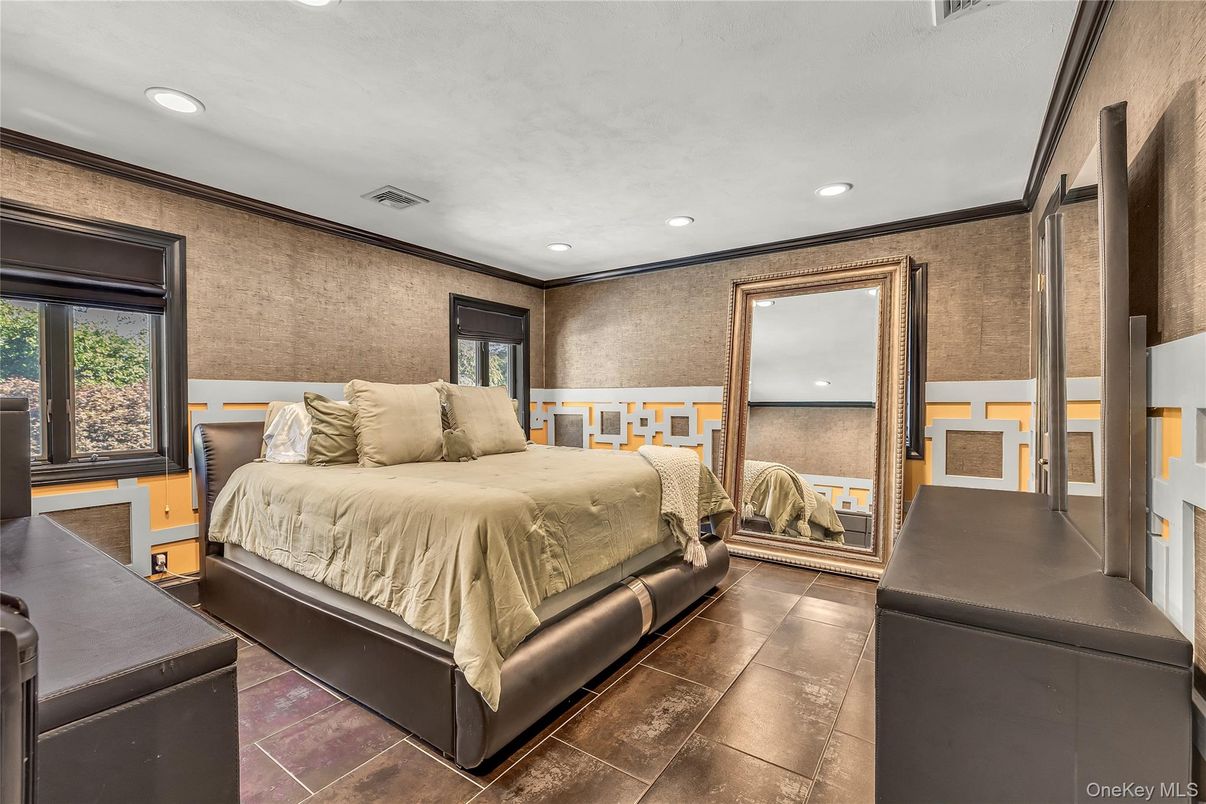 Bedroom, Interior, Recessed Lighting