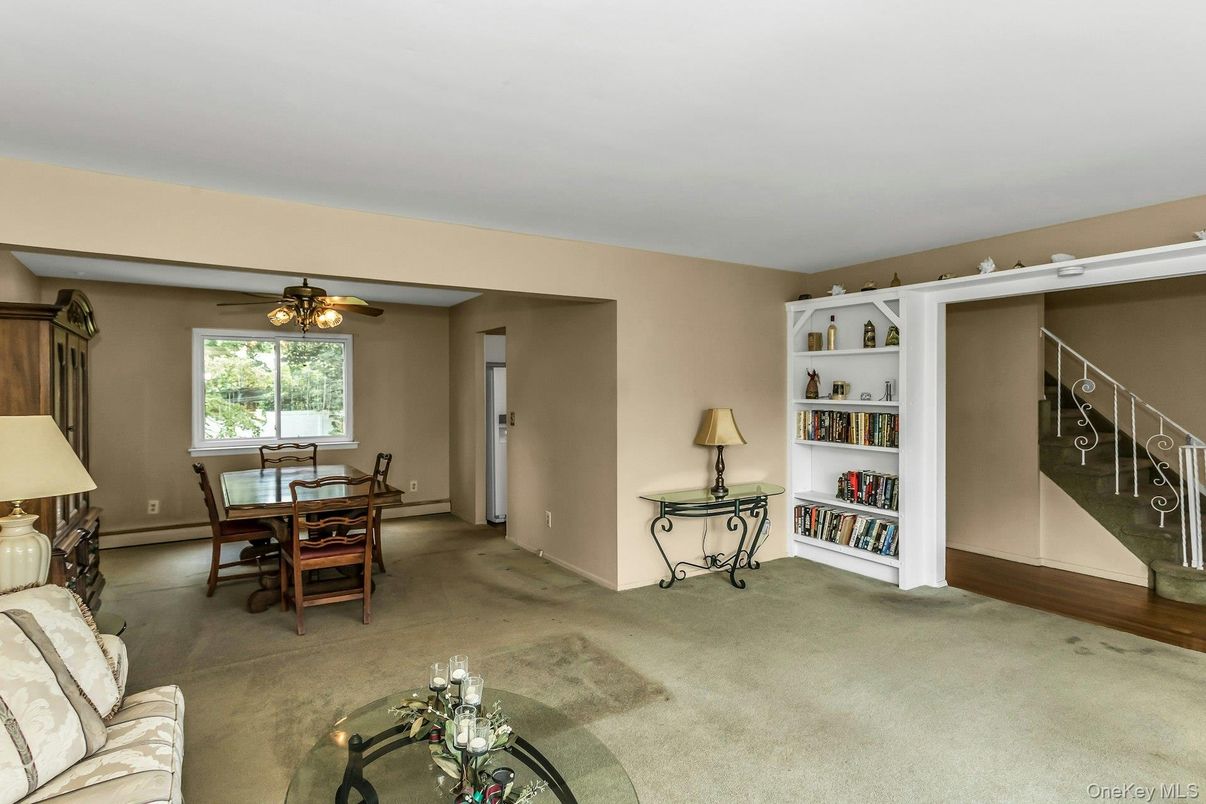 Dining room, Interior