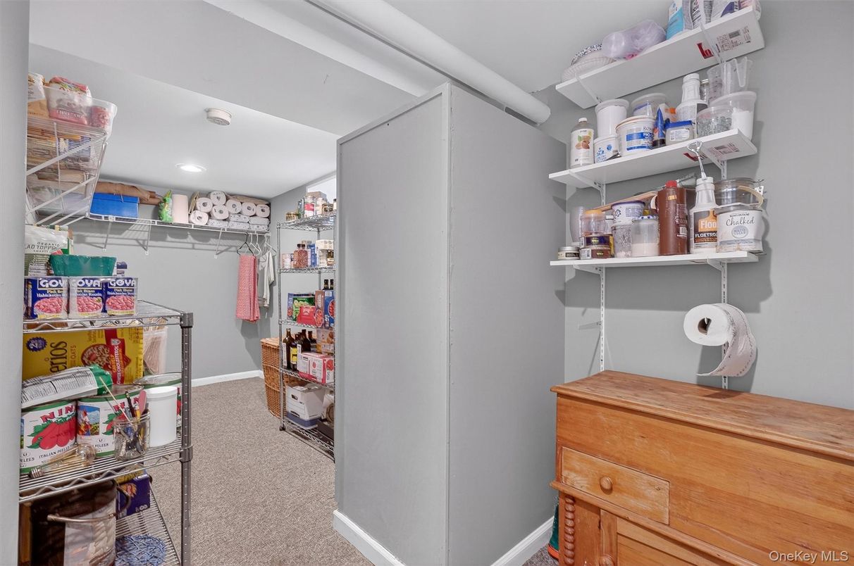 Interior, Recessed Lighting, Walk-in Closets