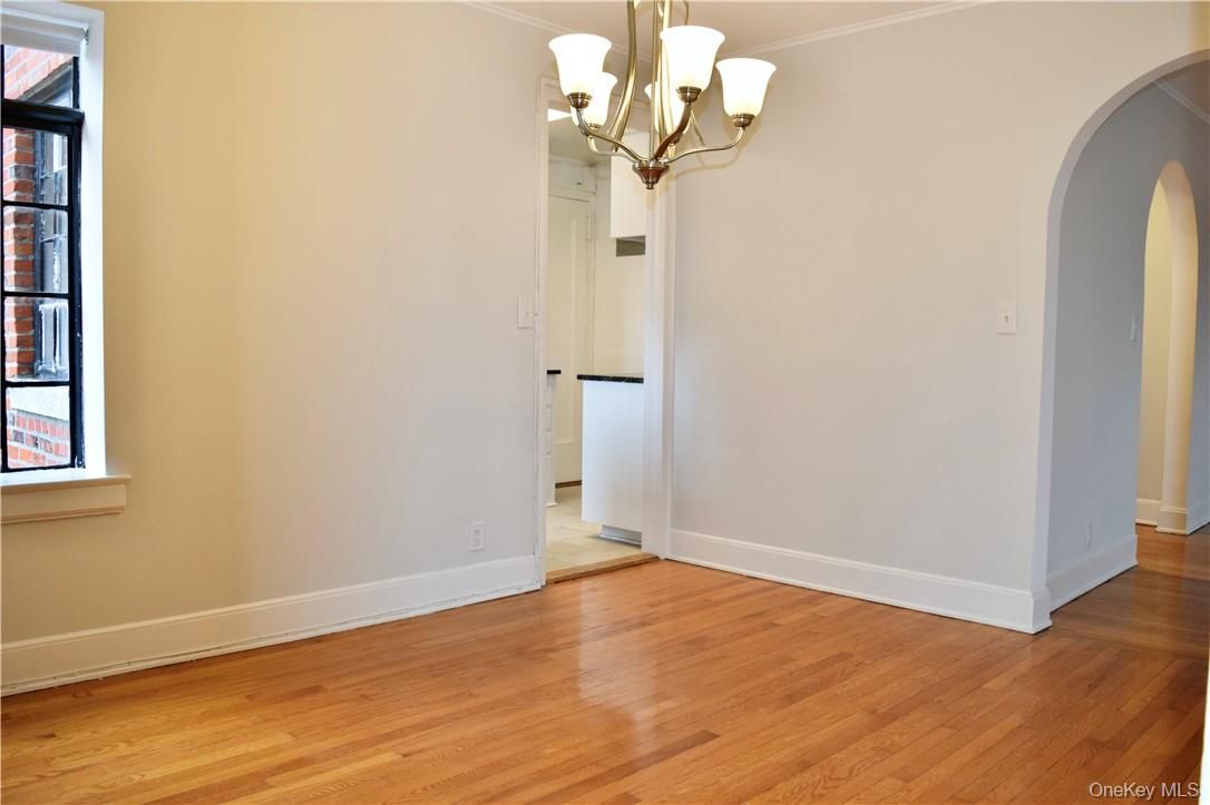 Chandelier, Empty room, Interior, Wood Texture Flooring