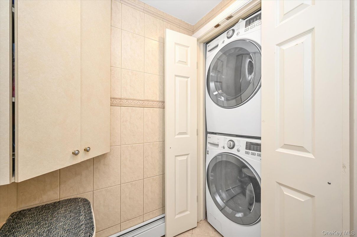 Interior, Utility Closets, Washer