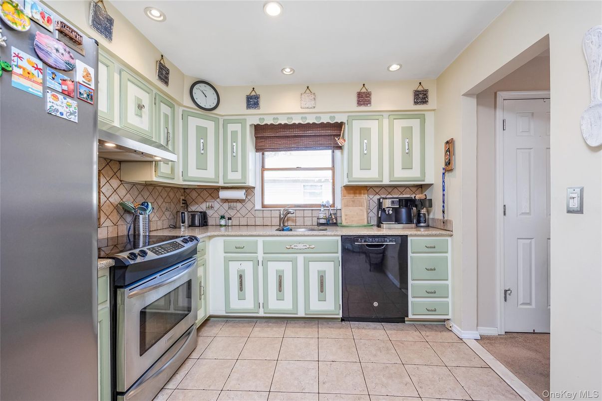 Interior, Kitchen, Recessed Lighting