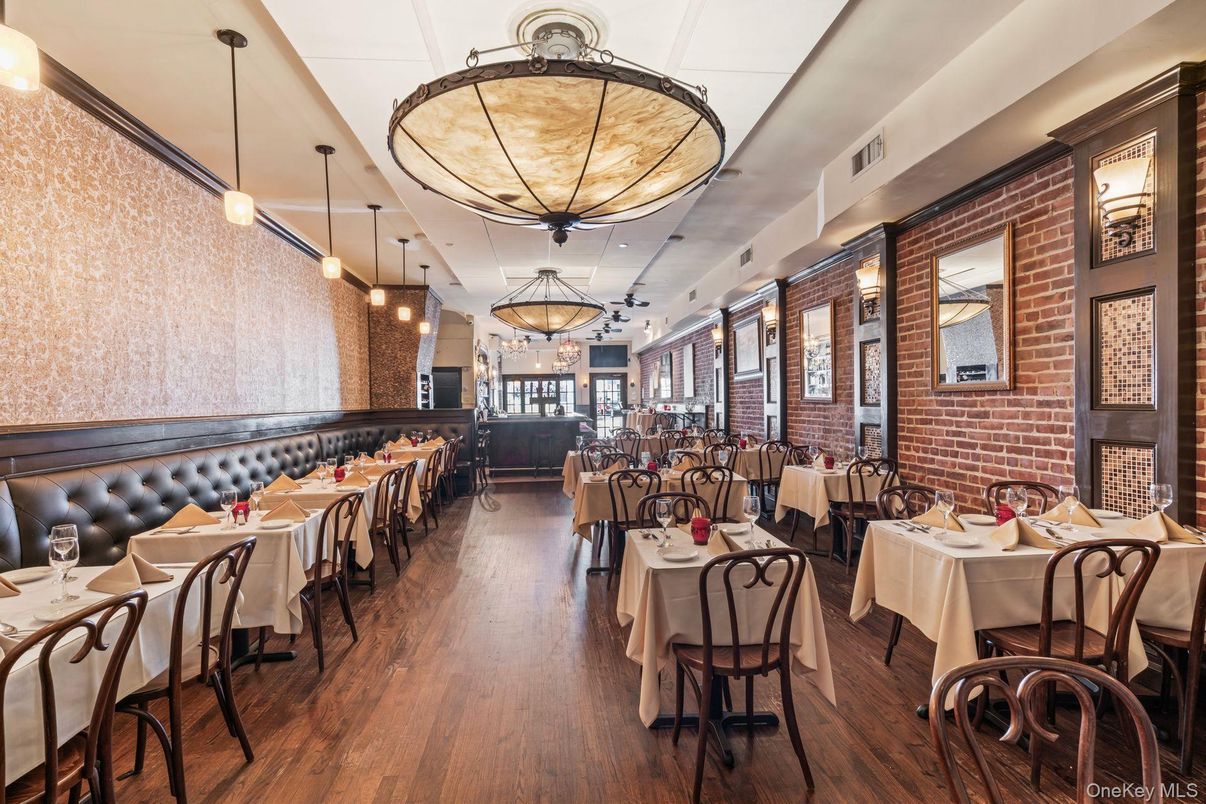 Dining room, Interior, Pendant Lights, Stone Walls, Wood Texture Flooring
