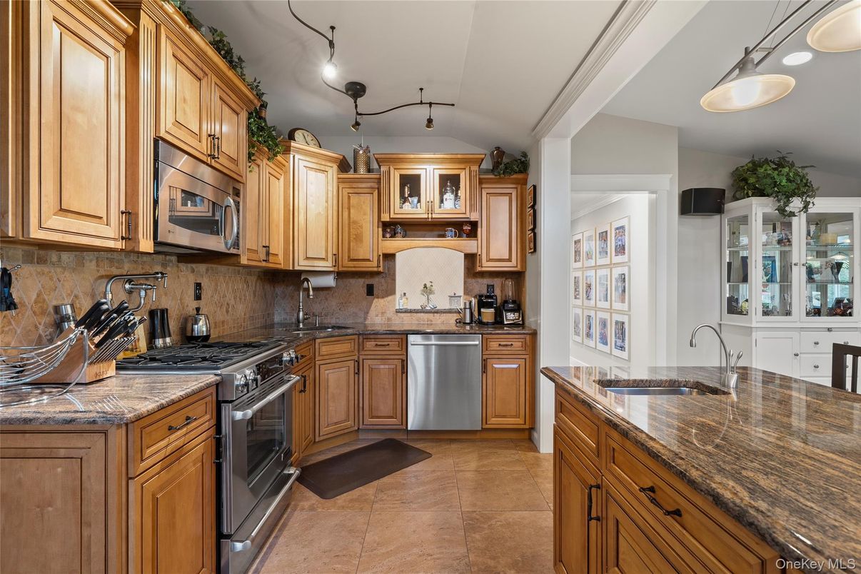 Interior, Kitchen, Stainless Steel Appliances