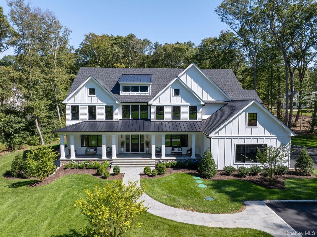 Backyard, Exterior, Facade, Farmhouse