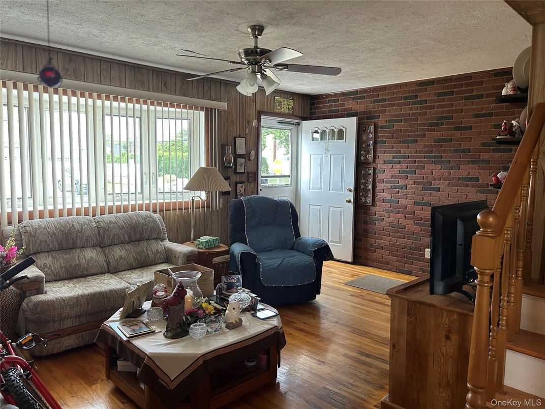 Interior, Living room, Stone Walls, Wood Texture Flooring